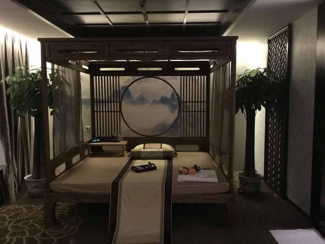 出差去了西湖区油压家庭式会所,SPA花样应有尽有